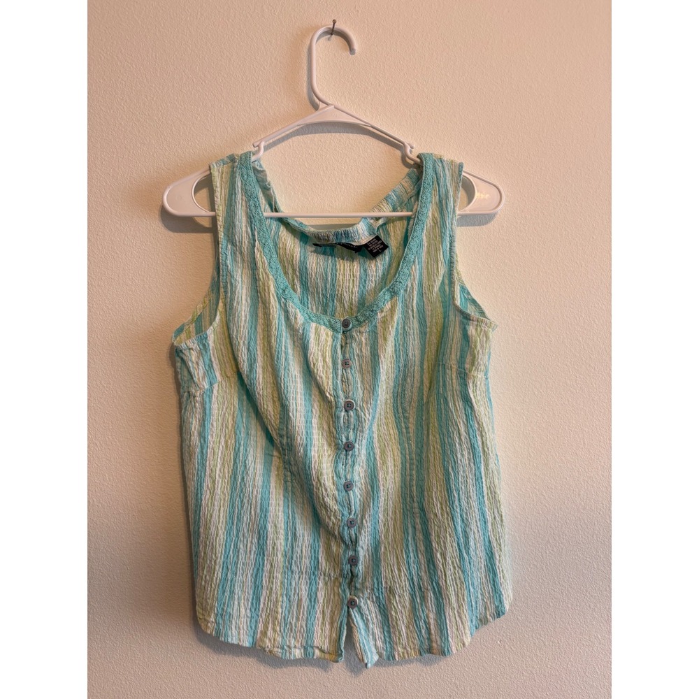 Giselle Apparel Womens Large Striped Seersucker Button Front Tank Top Metallic